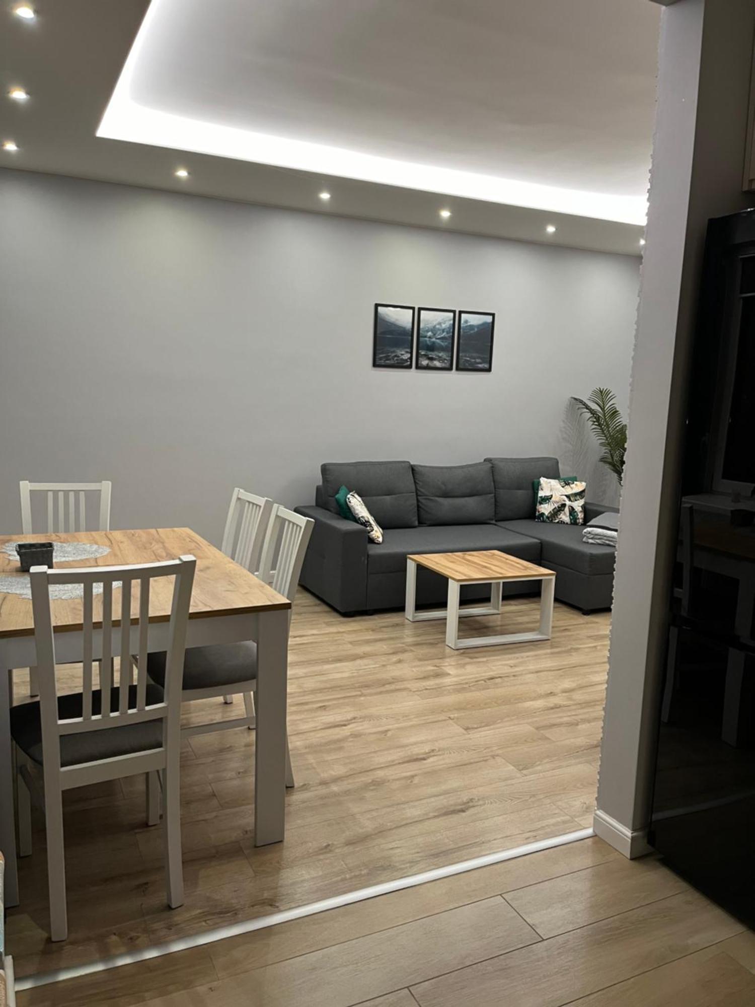 Apartmán Nowoczesny Apartament Z Przestronna Lazienka Stalowa Wola Exteriér fotografie